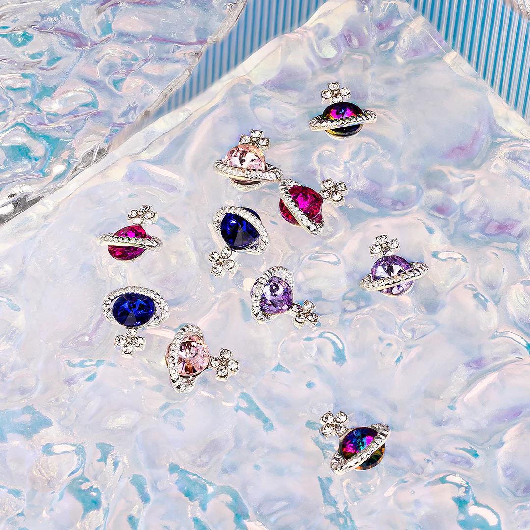 3D Saturn Shape Nail Rhinestones - Image 2