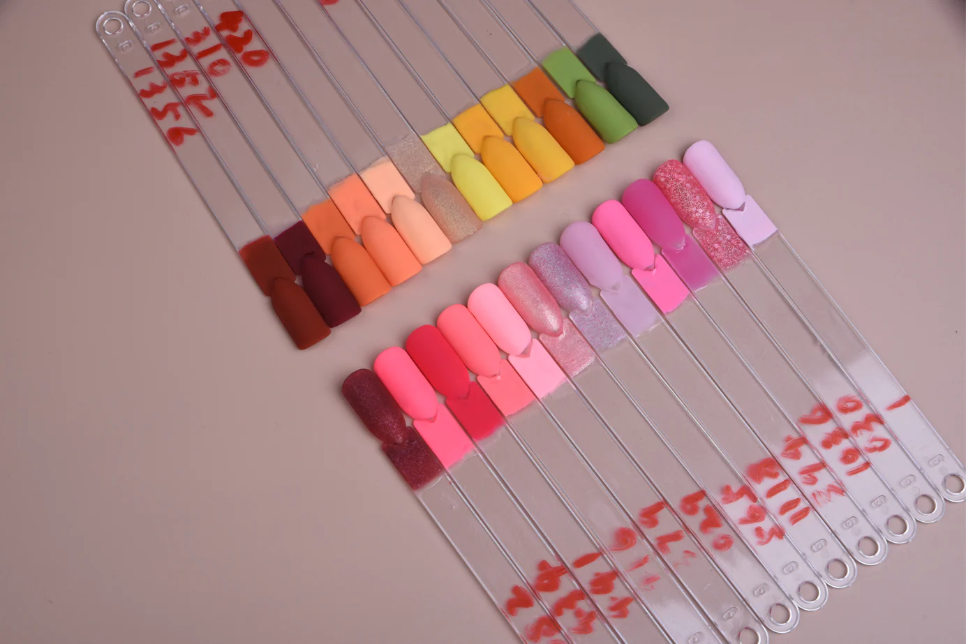 48 Pcs Transparent Nail Display Sticks - Image 5